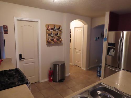 Beautiful, spacious home in ABQ in Albuquerque, USA