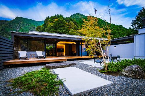 우메가시마 드라이브인 & 사우나 빌라