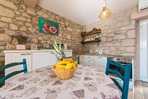One-Bedroom Holiday Home image 4