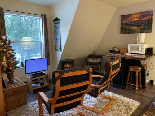 Mountain Meadows Inn & Chalet Suites - 편의 시설/서비스