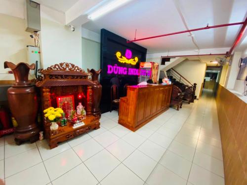 Dung India Hotel - 로비