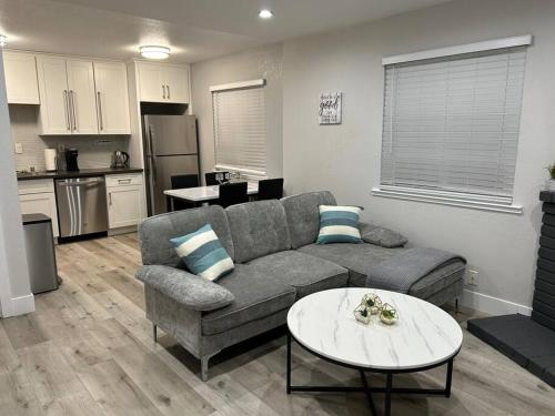 Downtown Deluxe - Apartment - Sacramento