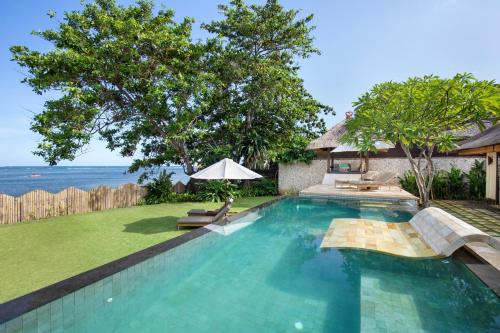 ノボテル バリ ベノア18