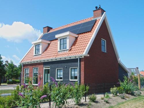 Detached family friendly villa in the Oosterschelde National Park