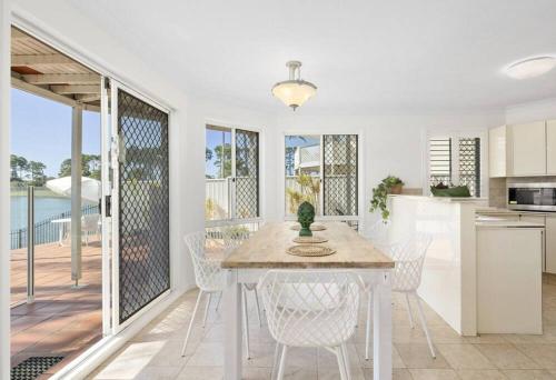 64 Isle of Palms in Elanora