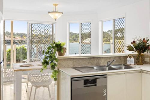 64 Isle of Palms in Elanora