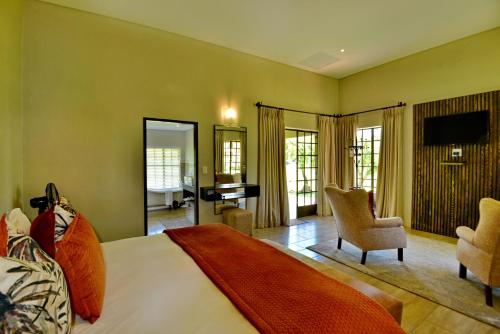 African Hills Safari Lodge & Spa