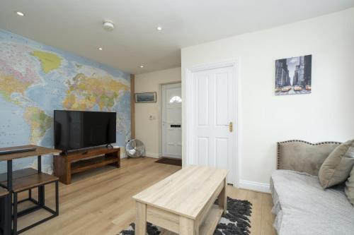 Contemporary 2 bed flat in Bristol, Free Parking