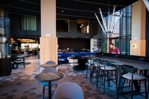 餐厅, TRIBE米兰马尔彭萨 (TRIBE Milano Malpensa) in 米兰