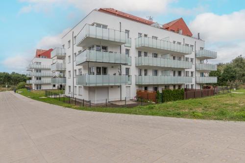 Vista Exterior, Modern Apartment with Balcony and Parking in Gdańsk by Noclegi Renters (Modern Apartment with Balcony and Parking in Gdansk by Noclegi Renters) in Ujescisko