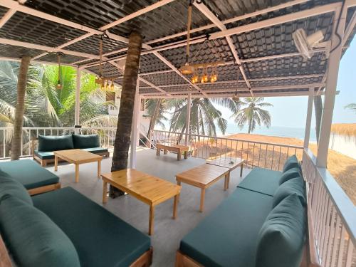 المرافق, Aqua Beach Stays, Ashwem in مورجيم