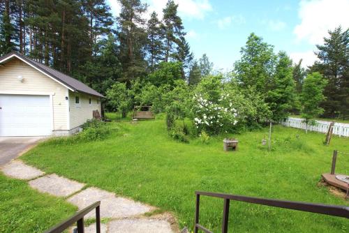 Nordic artist house/atelier with fireplace and old-fashioned wooden sauna from 50s