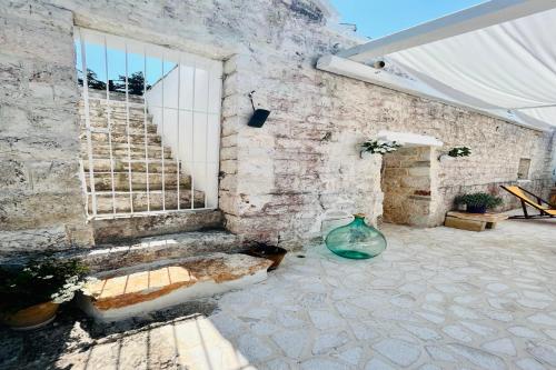 Trullo Marilì on the Fasano Selva - Happy Rentals