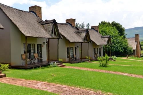 African Hills Safari Lodge & Spa