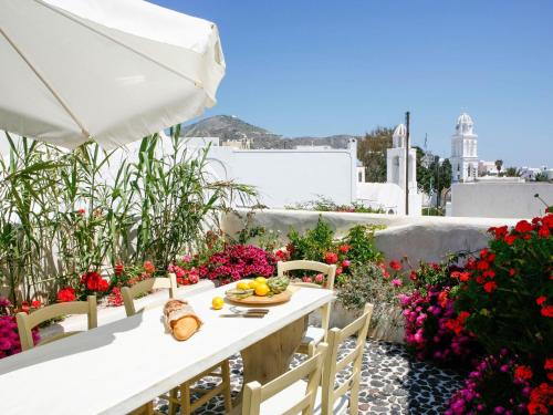 Villa in Santorini with Stunning Outdoor Kitchen, Megalochori (Foto 4)