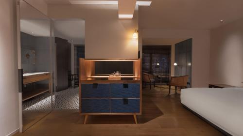 Hotel Kapok Shenzhen HouHai (Close to Shenzhen Bay)