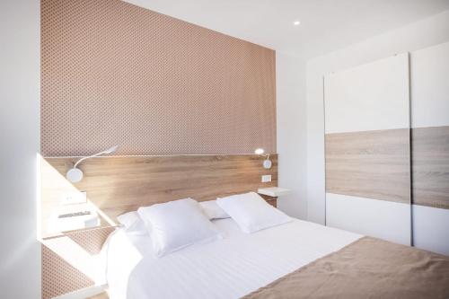 Casa Senderos del Norte Room Type - Double Room with Mountain View Casa Senderos del Norte Room Type - Double Room with Mountain View