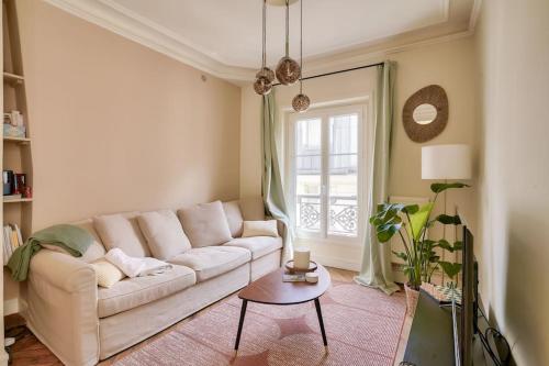 Superb 1 bed flat 5min walk from the Louvre - Location saisonnière - Paris