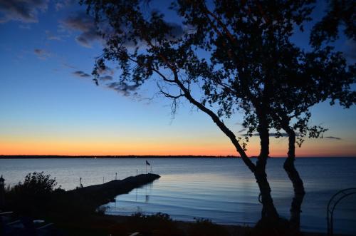 Beachfront Inn in Baileys Harbor, USA