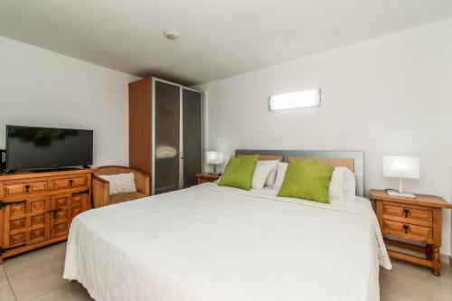 Four-Bedroom Villa image 10