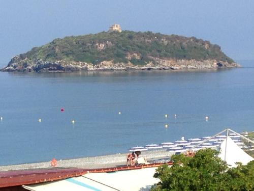 IL DIAMANTE SUL MARE in 迪亚曼泰