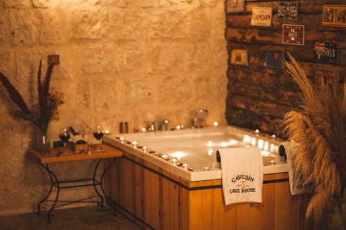 Vasca idromassaggio, Çavuşin Cave House-Cappadocia (Cavusin Cave House-Cappadocia) in Çavuşin