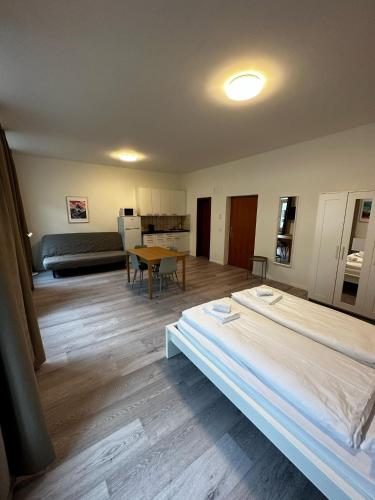 HITrental Seefeld - Kreuzstrasse Apartments