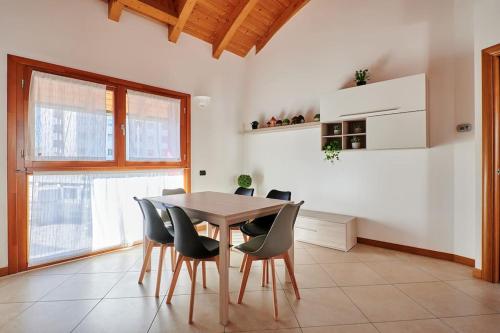 [Airport 8 min] A/C - Netflix- Free Parking, Bergamo (fotografie 7)