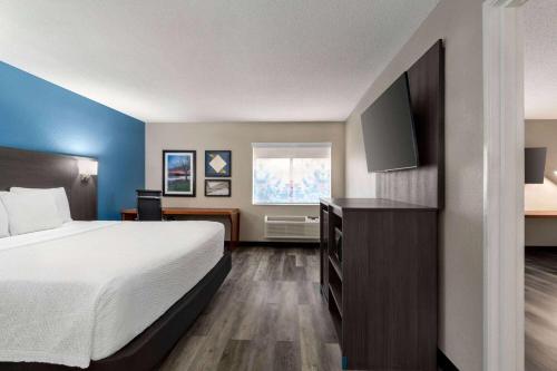 La Quinta by Wyndham Chicago Tinley Park