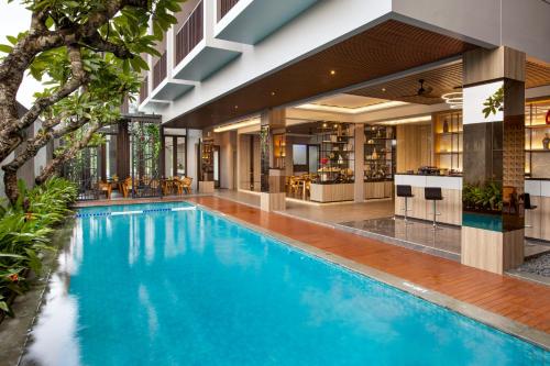 Basen, Kinaralana Hotel Yogyakarta in Ngaglik