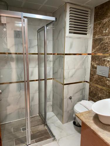 Superior Triple Room image 3