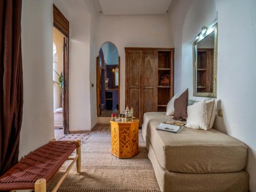 Executive Triple Room image 10