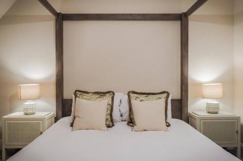 3BR Retreat, Allocated Parking, Private Garden - By Tempstay, Windsor