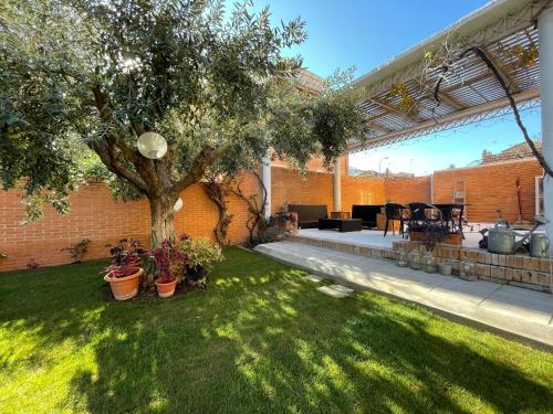 El Jardin de la Palmera con 2 Parking