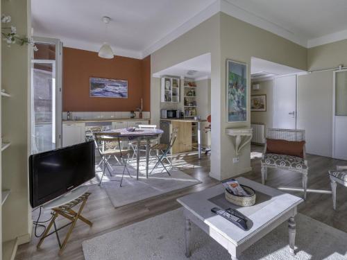 Apartment L'Atelier by Interhome, Марсель (фото 9)