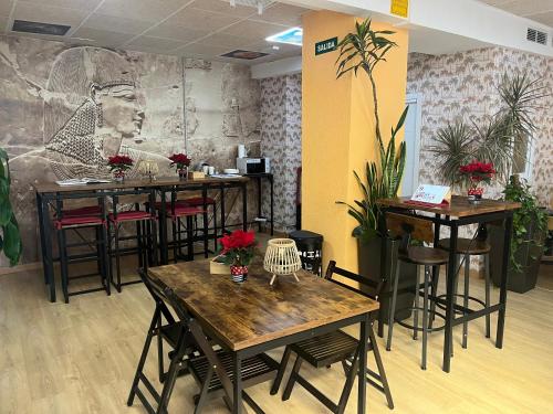 Faciliteiten, Debod Hostel in Moncloa