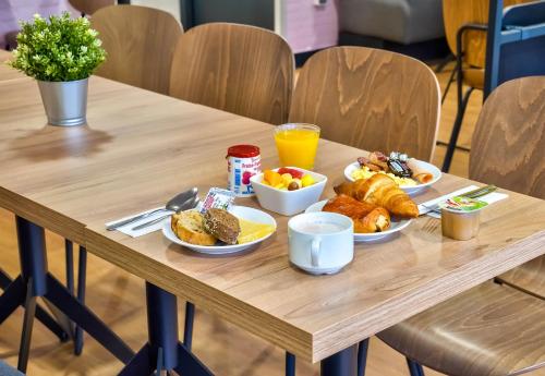 Храна и напитки, B&B Paris Châtillon in Шатилон