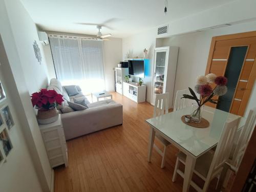 Acogedora habitación privada en Villa Mayka, Granada (foto 7)