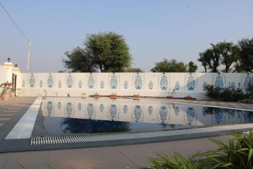 Swimming pool, House of Dyodi in Jaipur