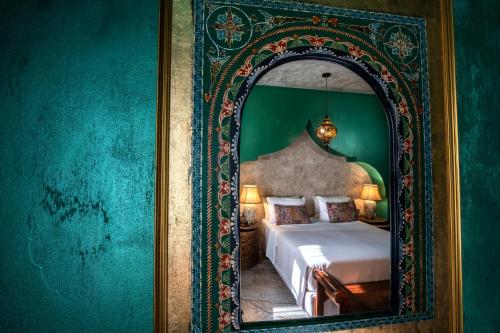 Honeymoon Suite with View image 4
