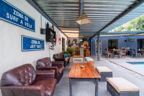 حانة/استراحة, Mundaka Hostel y Bar in El Tesoro