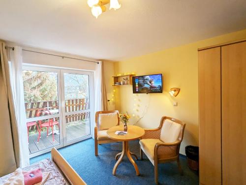 Urlaubsmagie - Ferienwohnung Laubfrosch - am Wanderweg mit Balkon - L9, Sebnitz (foto 4)