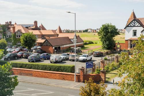 Spacious & modern 2 bed flat in Hoylake - Near to Royal Liverpool Golf Club - Hoylake