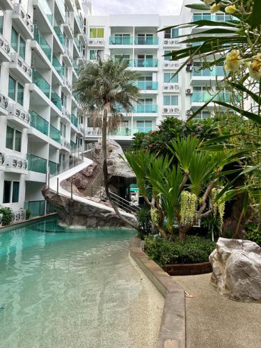 AMAZON CONDO JOMTIEN BEACH Pattaya