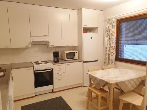 . Saunallinen rivitalohuoneisto A1 59m2