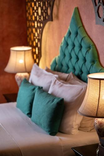Classic Double Room with View image 1