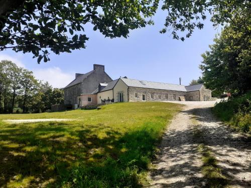 Gite de charme à la ferme - Plain-pied gîte à louer Quéménéven