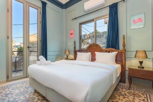 One-Bedroom Apartment image 10