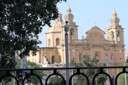 Experience Nirvana, Msida (fotografie 5)