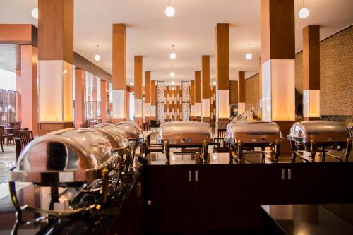 Étterem, Phi Phi Cliff Beach Resort in Tonszaj-öböl